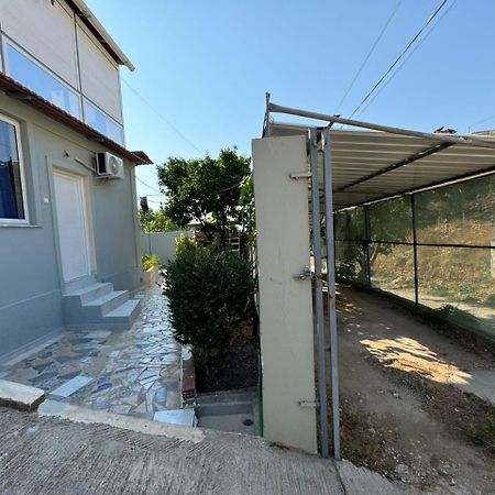 Miri Apartments Sarandë Exteriör bild